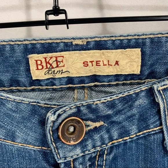 BKE Women’s Size 28x31.5 Stella Jeans - Picture 3 of 8